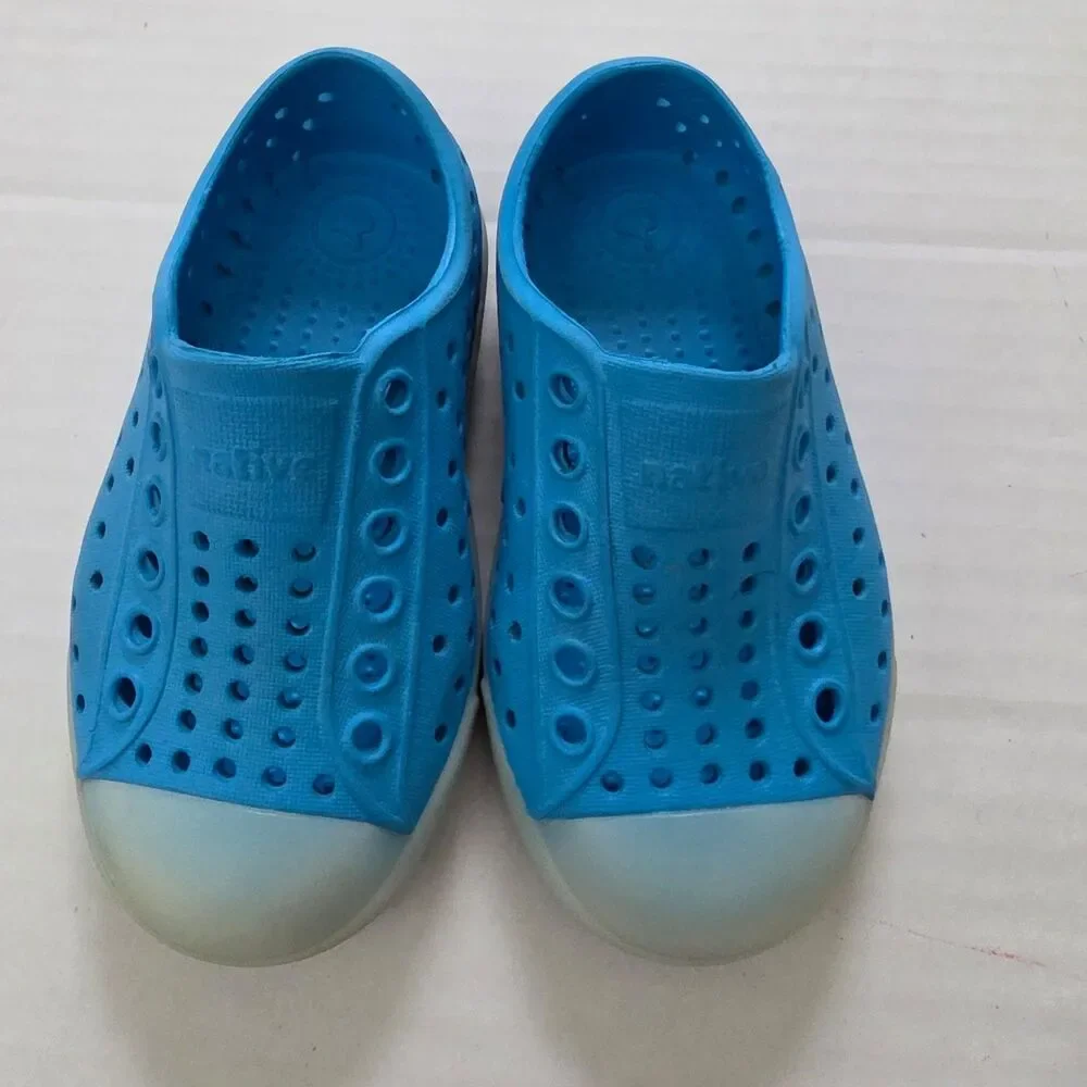 Native Jefferson Slip On Kids Water Shoes Blue Size C6 Lightweight Comfortable
